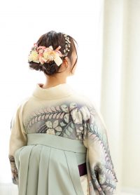 カチューシャ＋リボンの卒業式袴ヘアスタイル