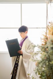 小学校の卒業式で着用する男の子用紋付袴