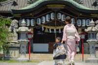 多少の泥はねや食べこぼしならOK！七五三衣裳レンタル