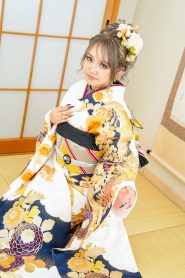「かっこいい」を叶える振袖の柄