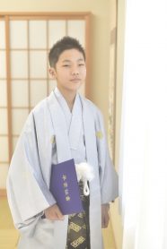 小学生の袴とブーツの着こなし