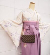 上品大人コーデ【ブランドショルダー】１