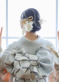 白い振袖で成人式前撮り